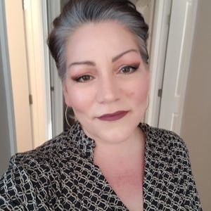 Meet your Posher, Melanie